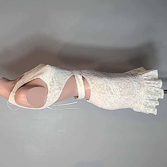 Hello Molly Beautiful Minds Dress White Lace 4 Wedding Bridal Party Engagement - Picture 3 of 11